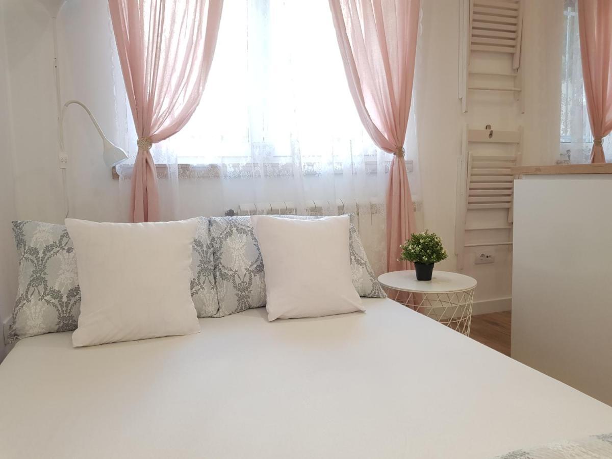 Verybell Belgrado Buitenkant foto