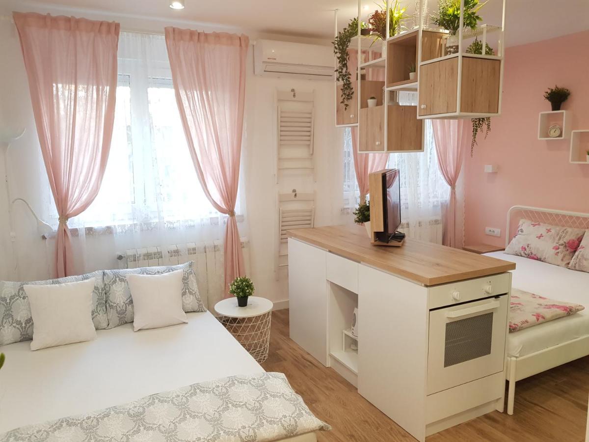 Verybell Belgrado Buitenkant foto
